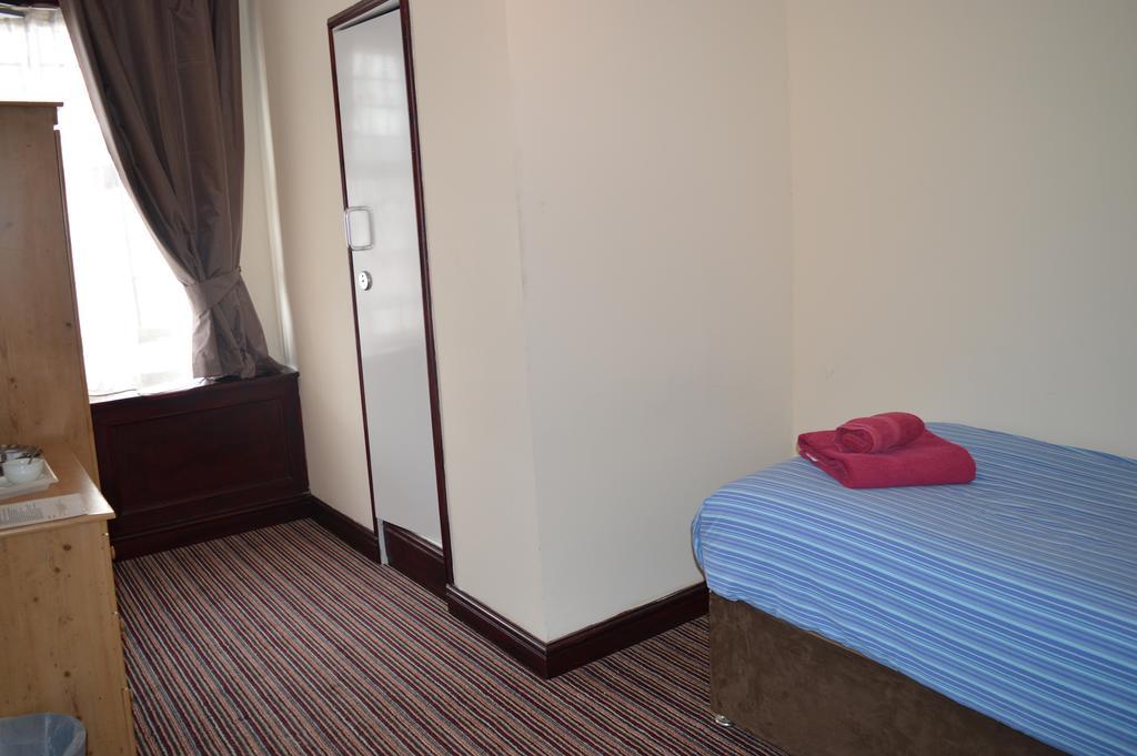Globe Hotel Колчестер Экстерьер фото